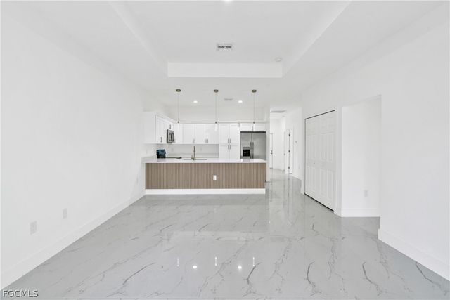 724 Lamar ST E, Lehigh Acres, FL 33974