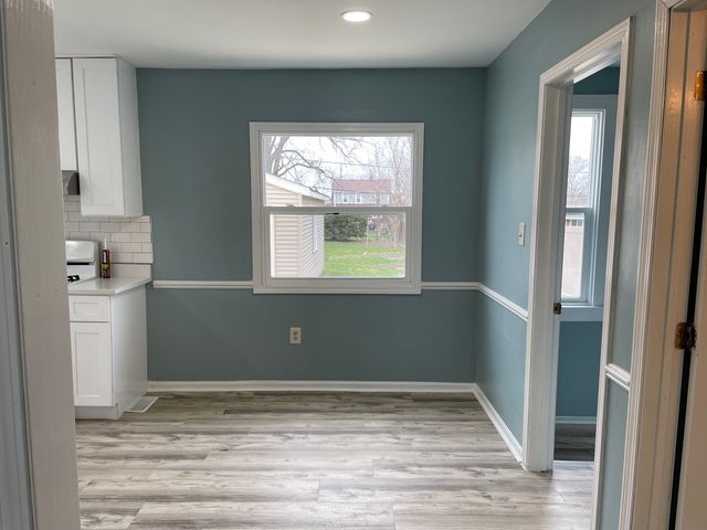 114 E Richmond Street, Westmont, IL 60559