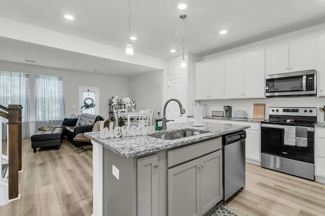 493 Trotters Lane, Moncks Corner, SC 29461
