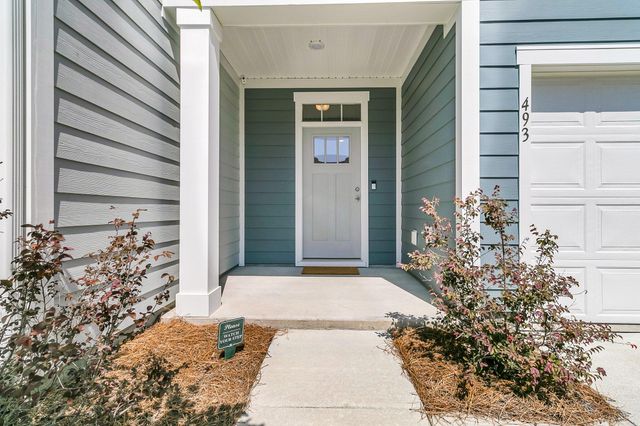 493 Trotters Lane, Moncks Corner, SC 29461