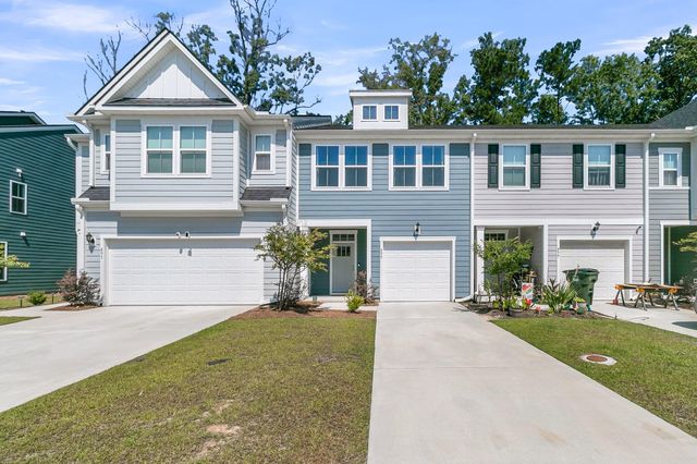 493 Trotters Lane, Moncks Corner, SC 29461