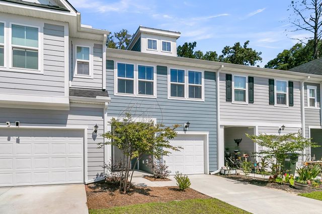 493 Trotters Lane, Moncks Corner, SC 29461