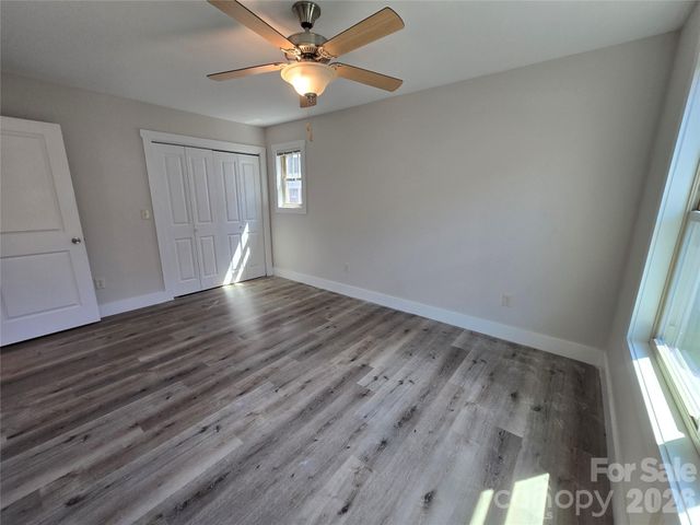 25 Wheeler Road, Weaverville, NC 28787