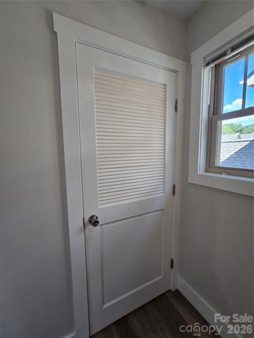 25 Wheeler Road, Weaverville, NC 28787