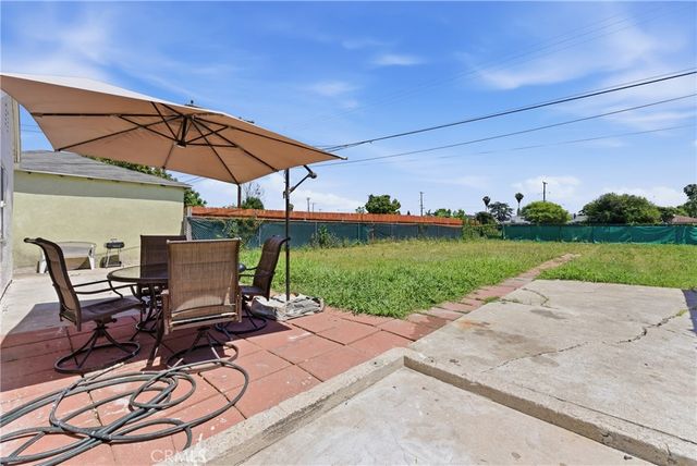 12236 Elva, Los Angeles, CA 90059