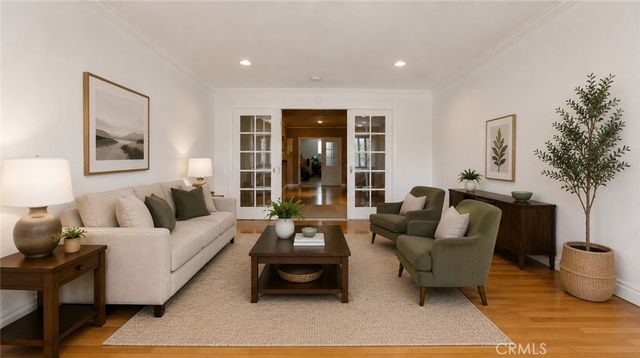 12236 Elva, Los Angeles, CA 90059