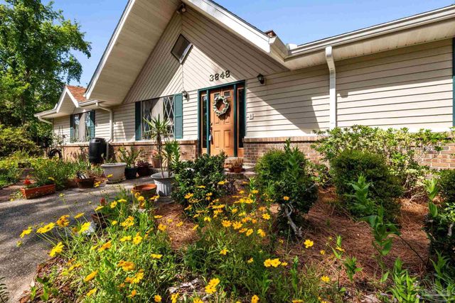 3848 Menendez Dr, Pensacola, FL 32503