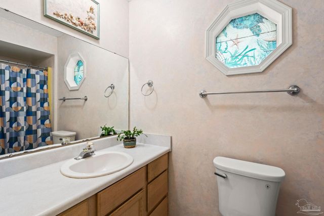 3848 Menendez Dr, Pensacola, FL 32503