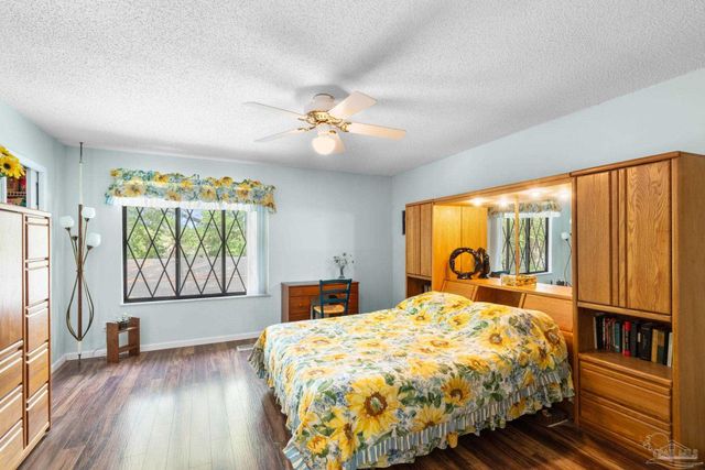 3848 Menendez Dr, Pensacola, FL 32503