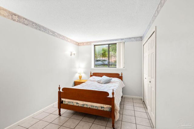 3848 Menendez Dr, Pensacola, FL 32503