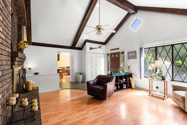 3848 Menendez Dr, Pensacola, FL 32503