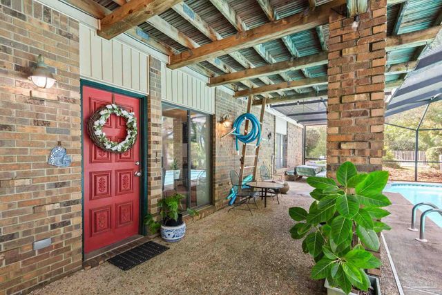 3848 Menendez Dr, Pensacola, FL 32503