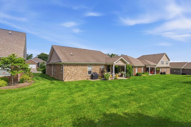 232 Ikebana Drive, Georgetown, KY 40324