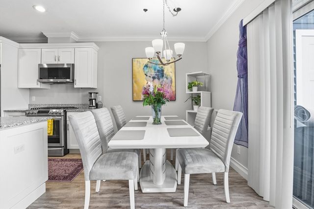 181 S Franklin St 206, Holbrook, MA 02343