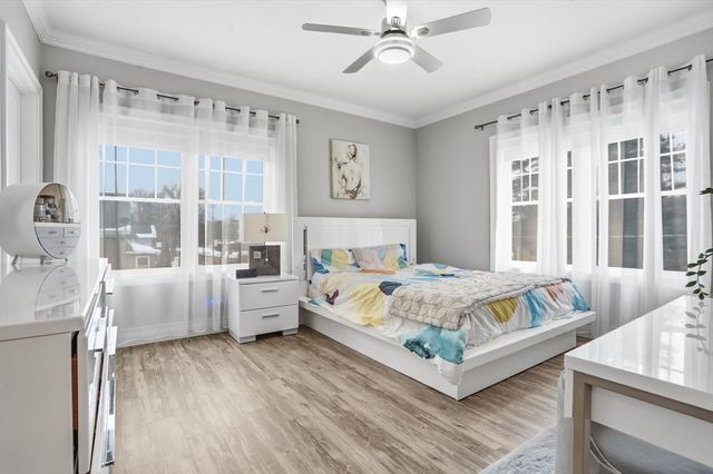 181 S Franklin St 206, Holbrook, MA 02343