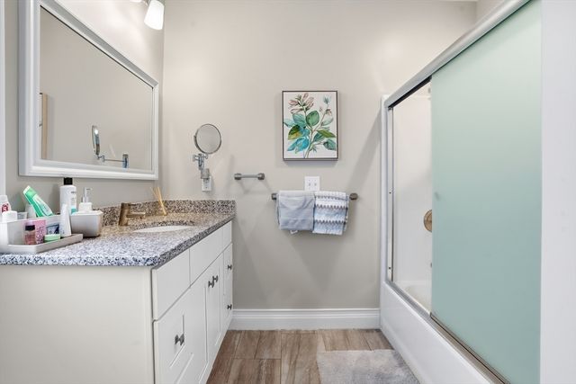 181 S Franklin St 206, Holbrook, MA 02343