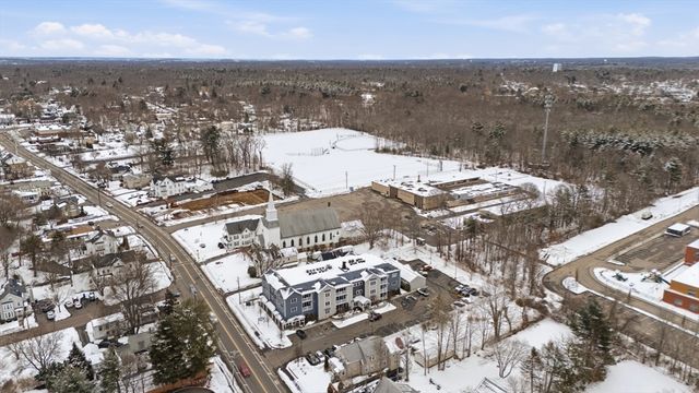 181 S Franklin St 206, Holbrook, MA 02343