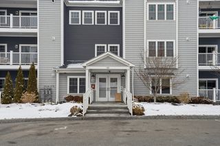 181 S Franklin St 206, Holbrook, MA 02343