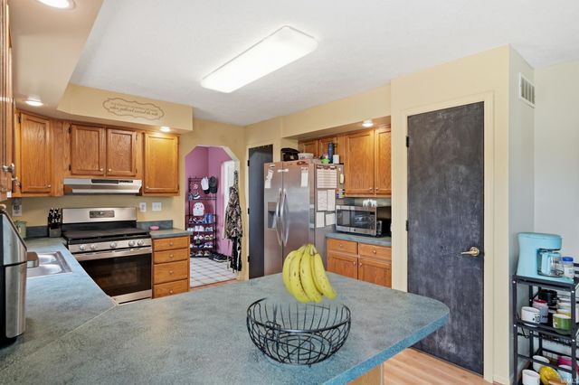 8991 W State Road 236 Road, Middletown, IN 47356