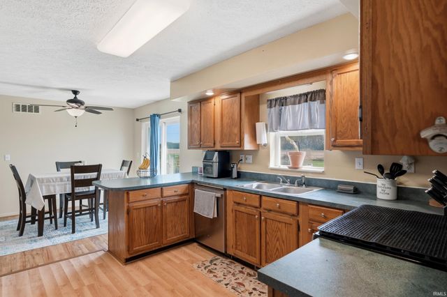 8991 W State Road 236 Road, Middletown, IN 47356
