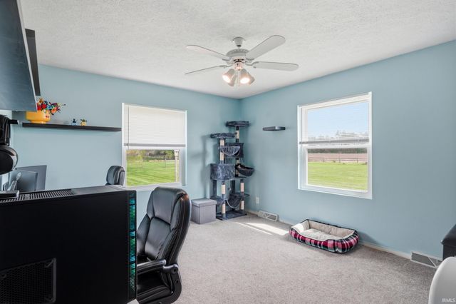 8991 W State Road 236 Road, Middletown, IN 47356