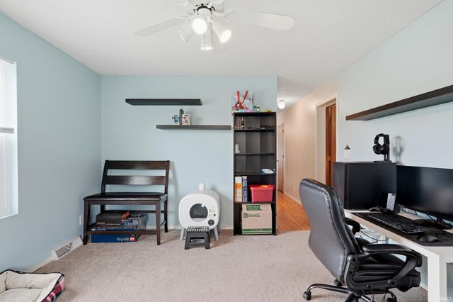 8991 W State Road 236 Road, Middletown, IN 47356