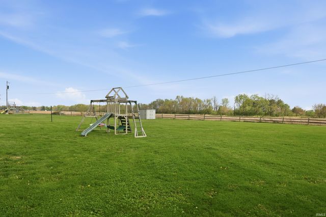 8991 W State Road 236 Road, Middletown, IN 47356