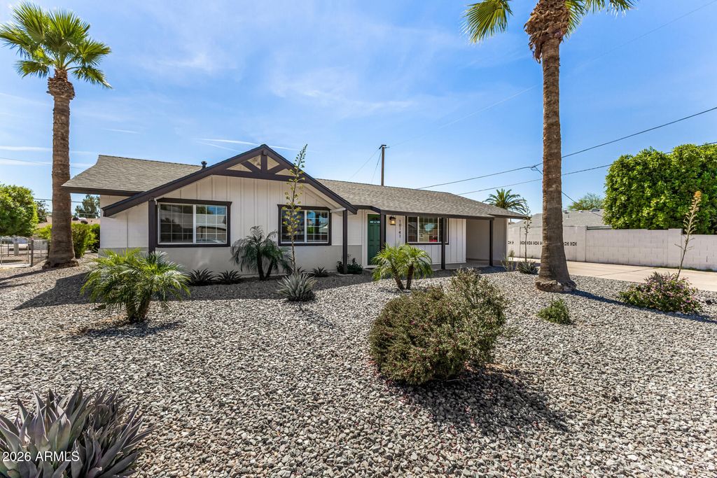 Image 25 of property listing at 10141 W PEBBLE BEACH Drive, Sun City, AZ 85351