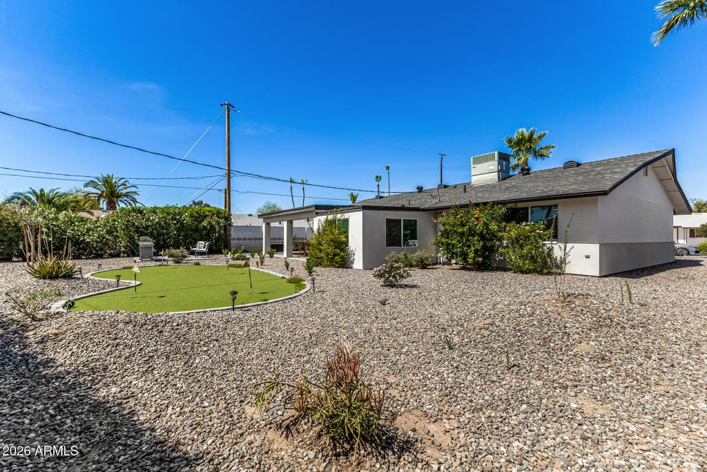 Image 38 of property listing at 10141 W PEBBLE BEACH Drive, Sun City, AZ 85351