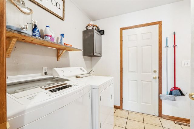 2200 50th St, Marion, IA 52302