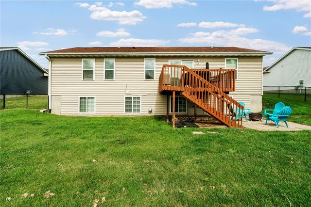 2200 50th St, Marion, IA 52302