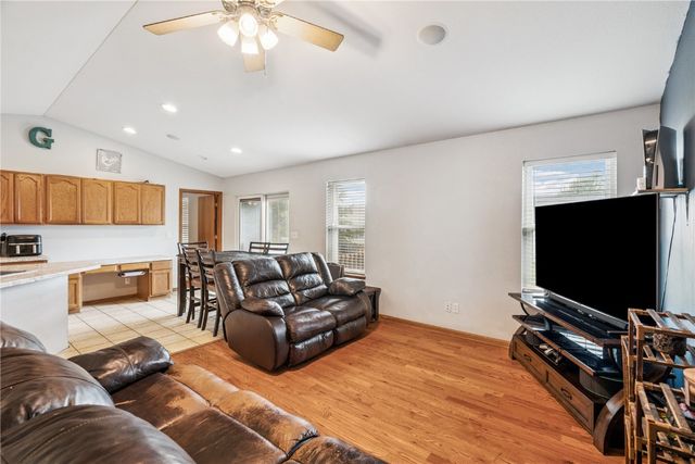 2200 50th St, Marion, IA 52302