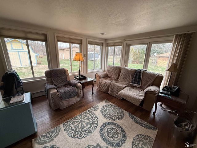 4230 St Anthony Road, Temperance, MI 48182