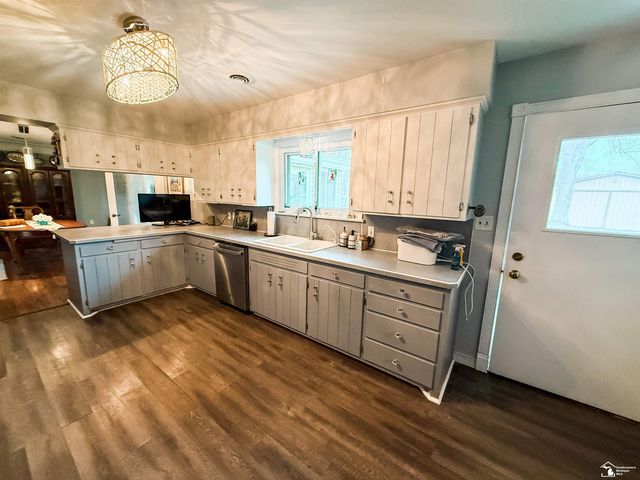 4230 St Anthony Road, Temperance, MI 48182