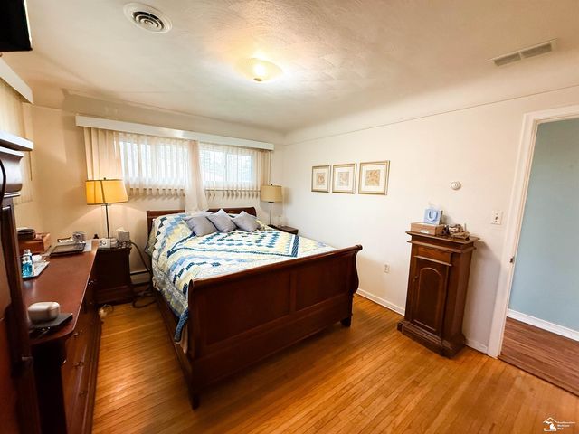 4230 St Anthony Road, Temperance, MI 48182