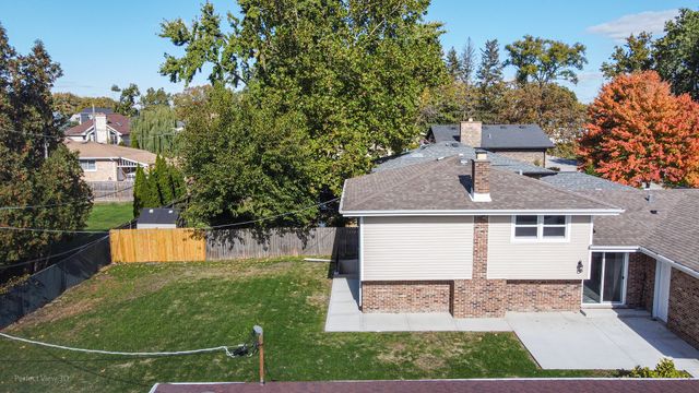 7716 Cronin Avenue, Justice, IL 60458