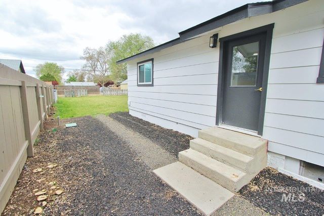 111 Diamond, Nampa, ID 83686