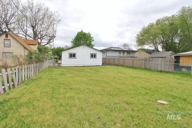 111 Diamond, Nampa, ID 83686