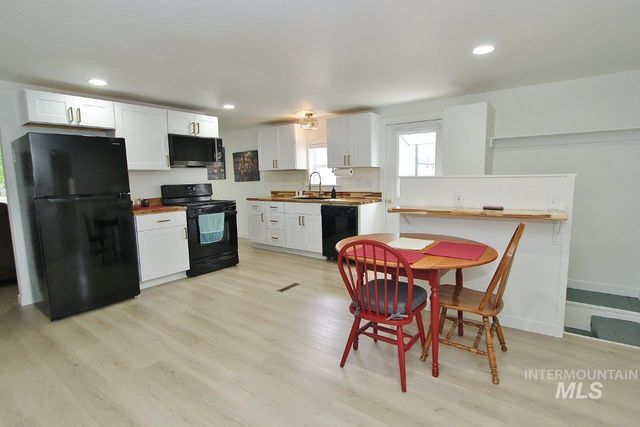 111 Diamond, Nampa, ID 83686