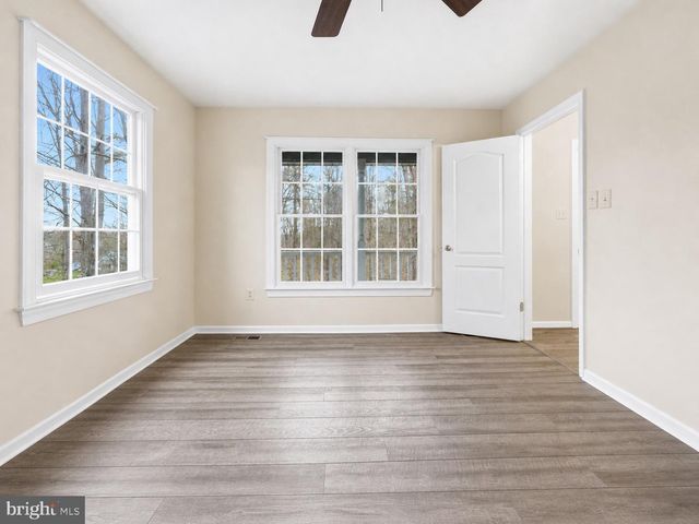 3608 N RED OAK LN, Delaplane, VA 20144
