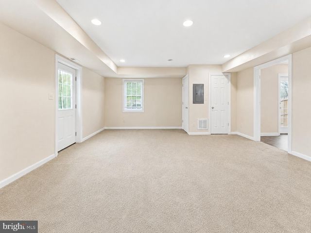 3608 N RED OAK LN, Delaplane, VA 20144
