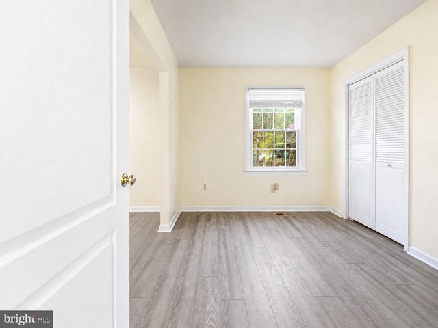 3608 N RED OAK LN, Delaplane, VA 20144