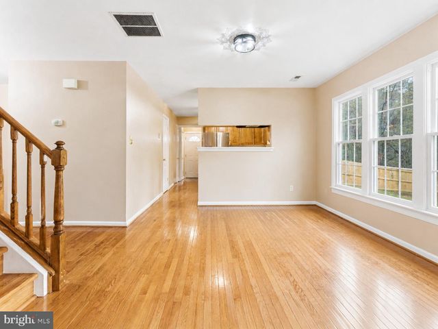 3608 N RED OAK LN, Delaplane, VA 20144