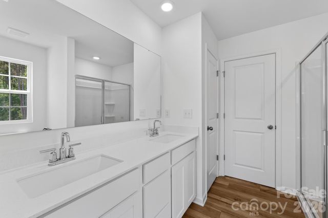 1602 Highacre Place 50, Bessemer City, NC 28016