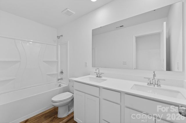 1602 Highacre Place 50, Bessemer City, NC 28016