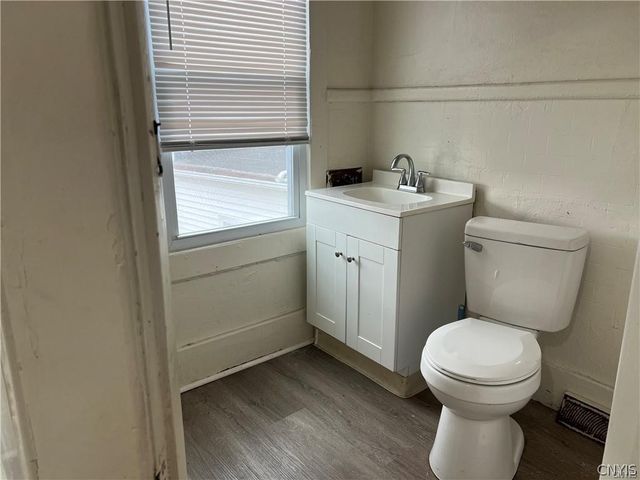 809 Jefferson Avenue, Utica, NY 13501