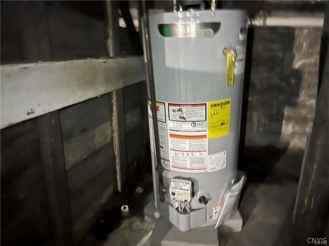 809 Jefferson Avenue, Utica, NY 13501