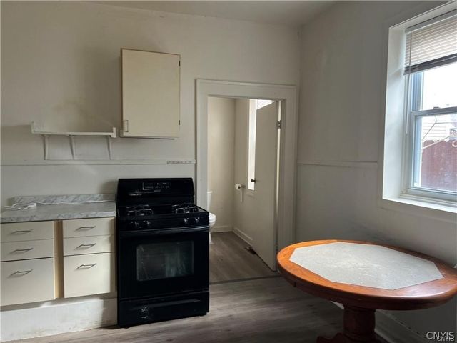 809 Jefferson Avenue, Utica, NY 13501