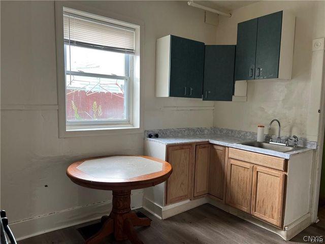 809 Jefferson Avenue, Utica, NY 13501