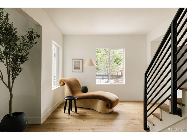 245 Albion St, Denver, CO 80220